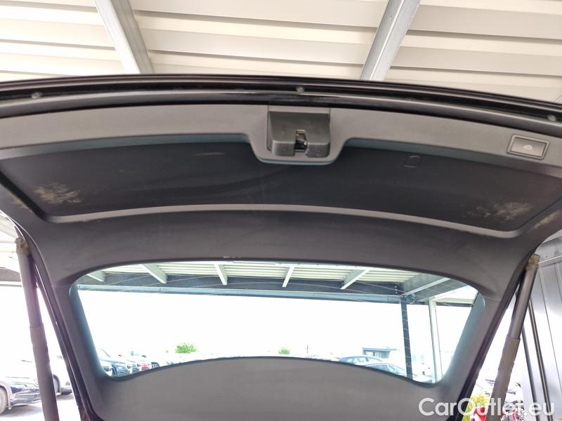  Skoda  Octavia  Combi  (5E5)(03.2017->) OctCom 2.0TSI 140 L&K 4x4 AT #18