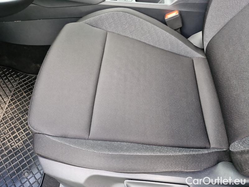  Skoda  Octavia  Combi (NX3)(2020) Oct.Combi 2.0TDI 85 Active #6