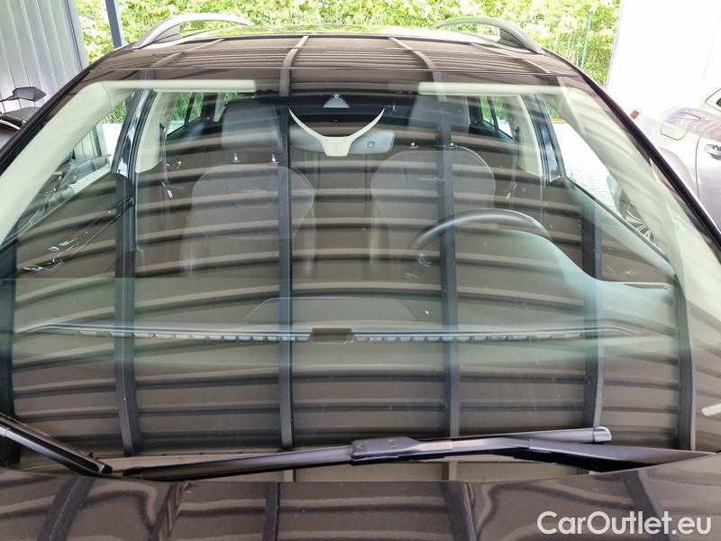  Skoda  Octavia  Combi  (5E5)(03.2017->) OctCom 2.0TSI 140 L&K 4x4 AT #1