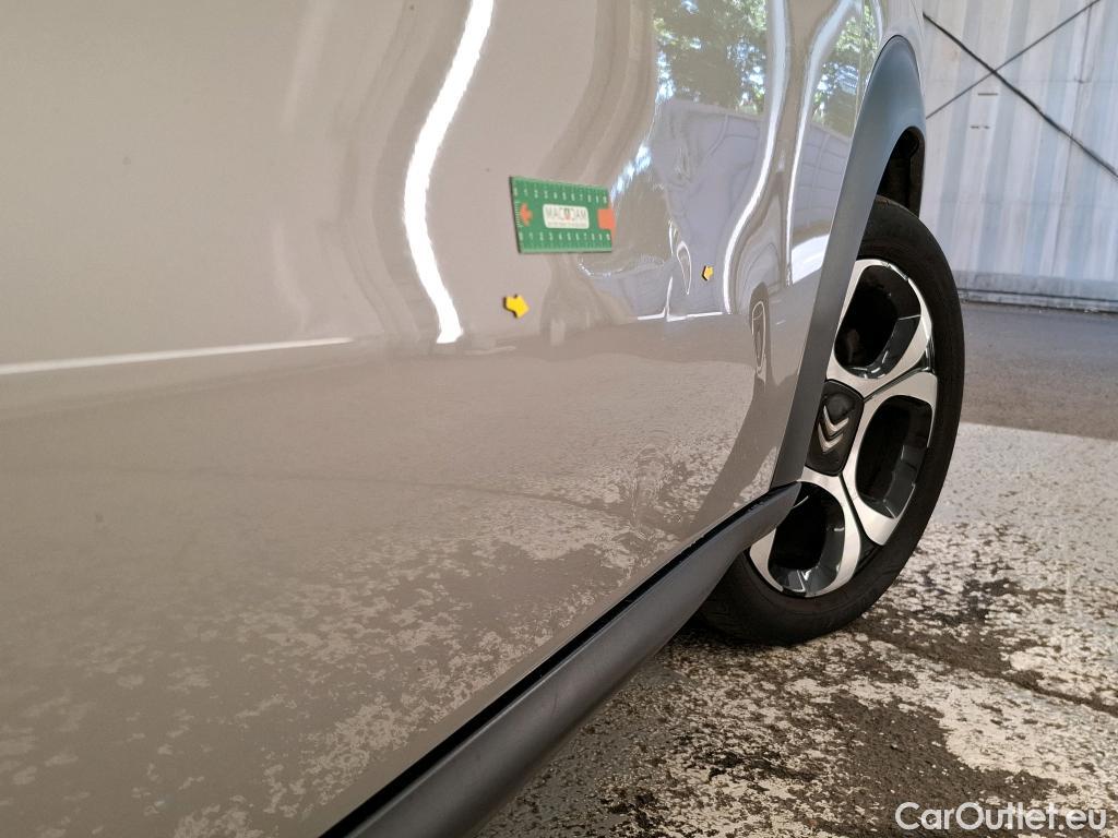  Citroen  C3 CITROEN  Aircross / 2017 / 5P / SUV PureTech 110 S&S EAT6 Shine #3