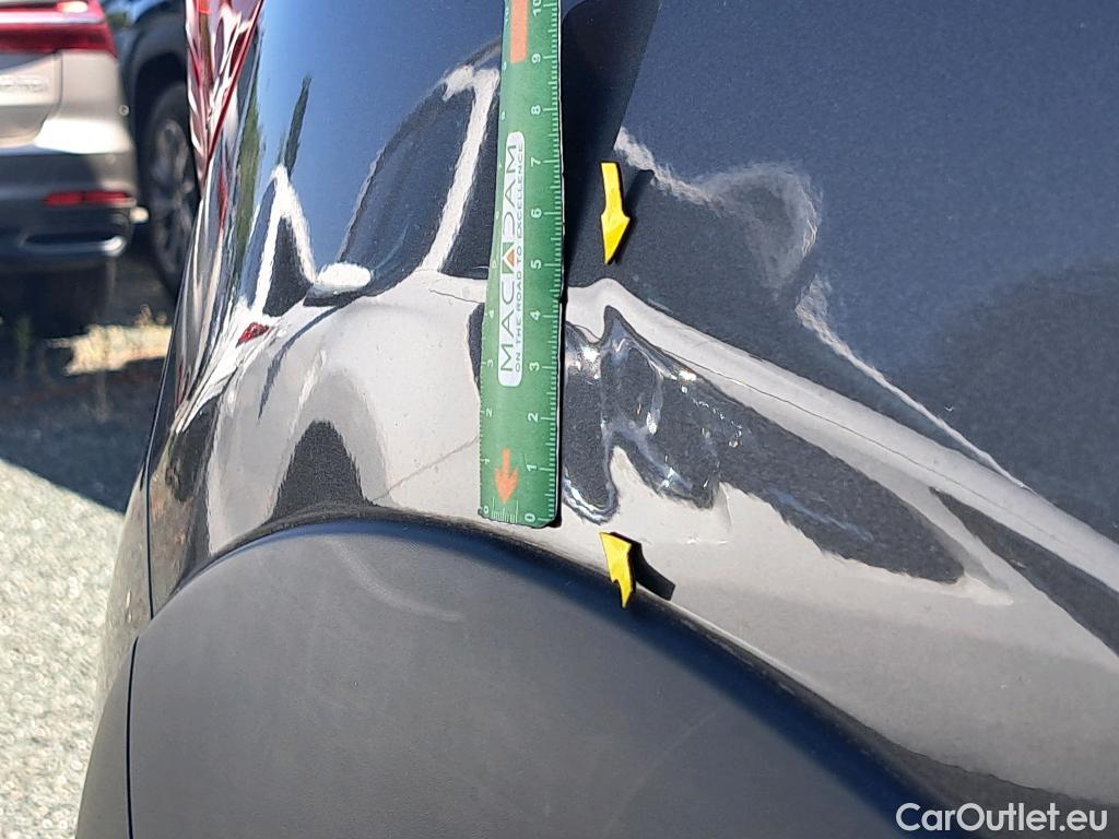  Citroen  C3  Feel Business 1.5 BlueHDI 100CV BVM5 E6dT #1