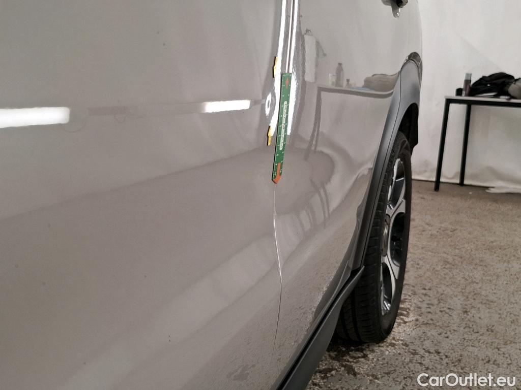  Citroen  C3 CITROEN  Aircross / 2017 / 5P / SUV PureTech 110 S&S EAT6 Shine #8