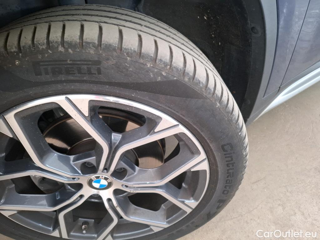 Bmw  X1 Série  sDrive 18 d xLine 2.0 150CV BVA8 E6d #32