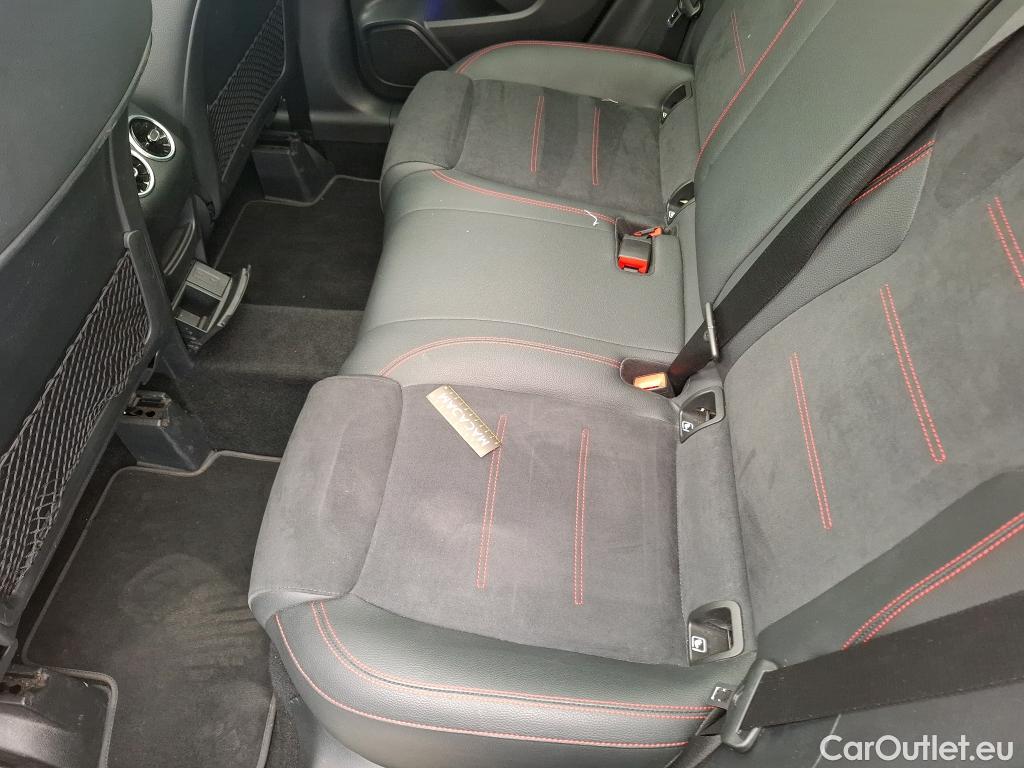  Mercedes  GLA MERCEDES-BENZ  / 2020 / 5P / SUV 2.0  200 D AMG LINE DCT #12