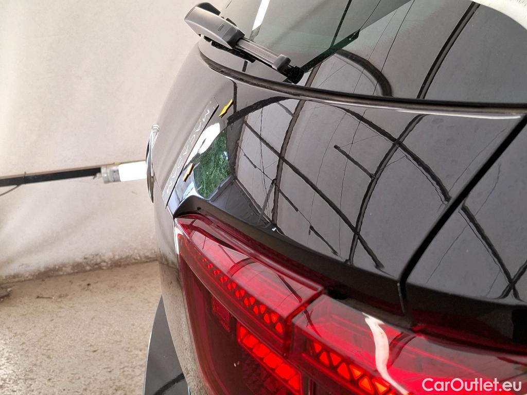  Volkswagen  Tiguan VOLKSWAGEN  / 2016 / 5P / SUV 2.0 TDI 150 DSG7 Carat #13
