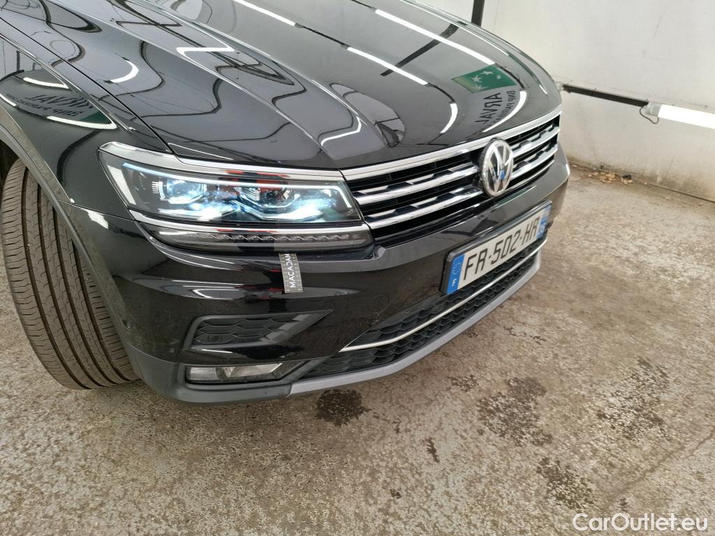  Volkswagen  Tiguan VOLKSWAGEN  / 2016 / 5P / SUV 2.0 TDI 150 DSG7 Carat #9