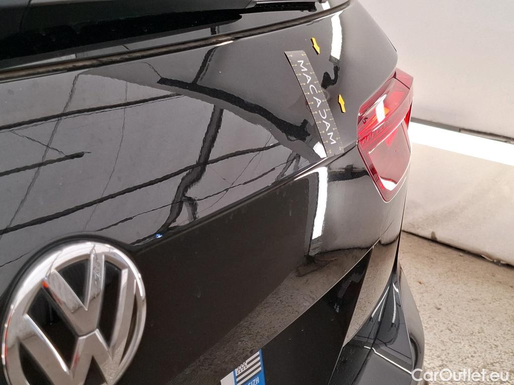  Volkswagen  Tiguan VOLKSWAGEN  / 2016 / 5P / SUV 2.0 TDI 150 DSG7 Carat #12