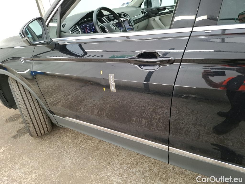  Volkswagen  Tiguan VOLKSWAGEN  / 2016 / 5P / SUV 2.0 TDI 150 DSG7 Carat #1