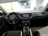  Volkswagen  T-ROC VOLKSWAGEN  / 2017 / 5P / SUV 1.5 TSI 150 EVO CARAT DSG7 #5