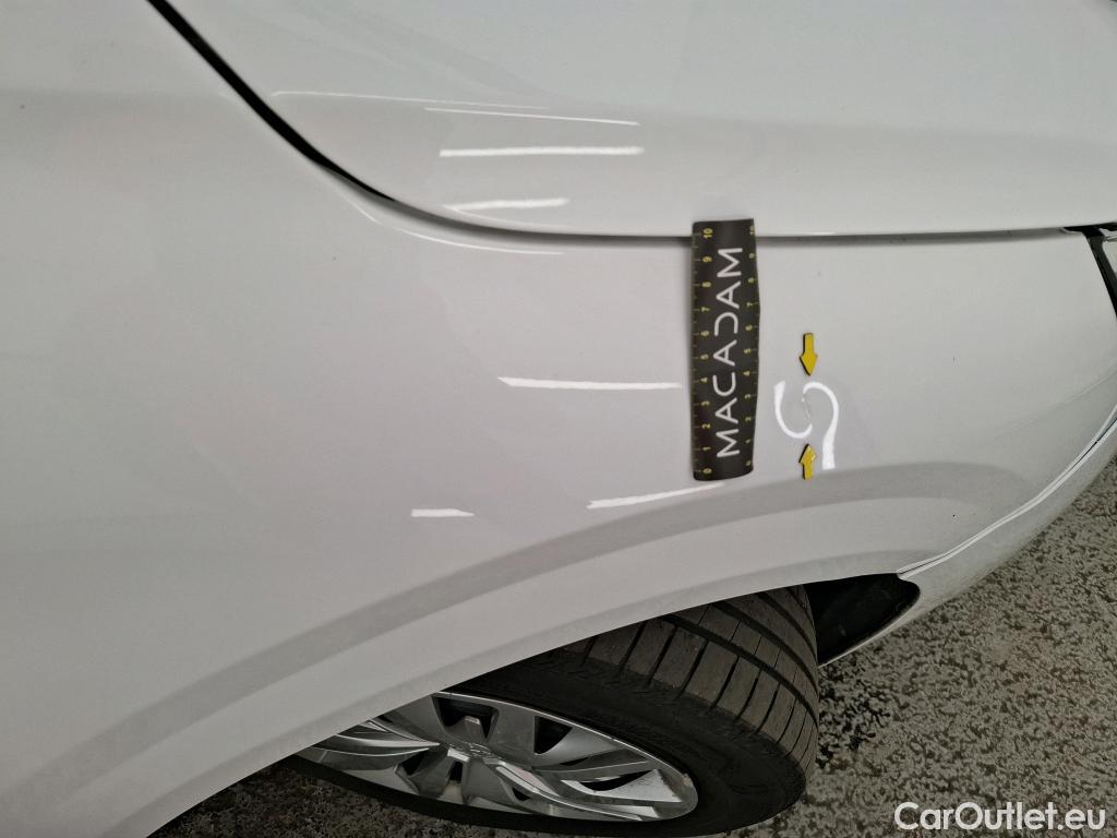  Peugeot  208 PEUGEOT  Affaire / 2019 / 5P / Berline / VU 1.5 BlueHDi 100 S&S Premium #21