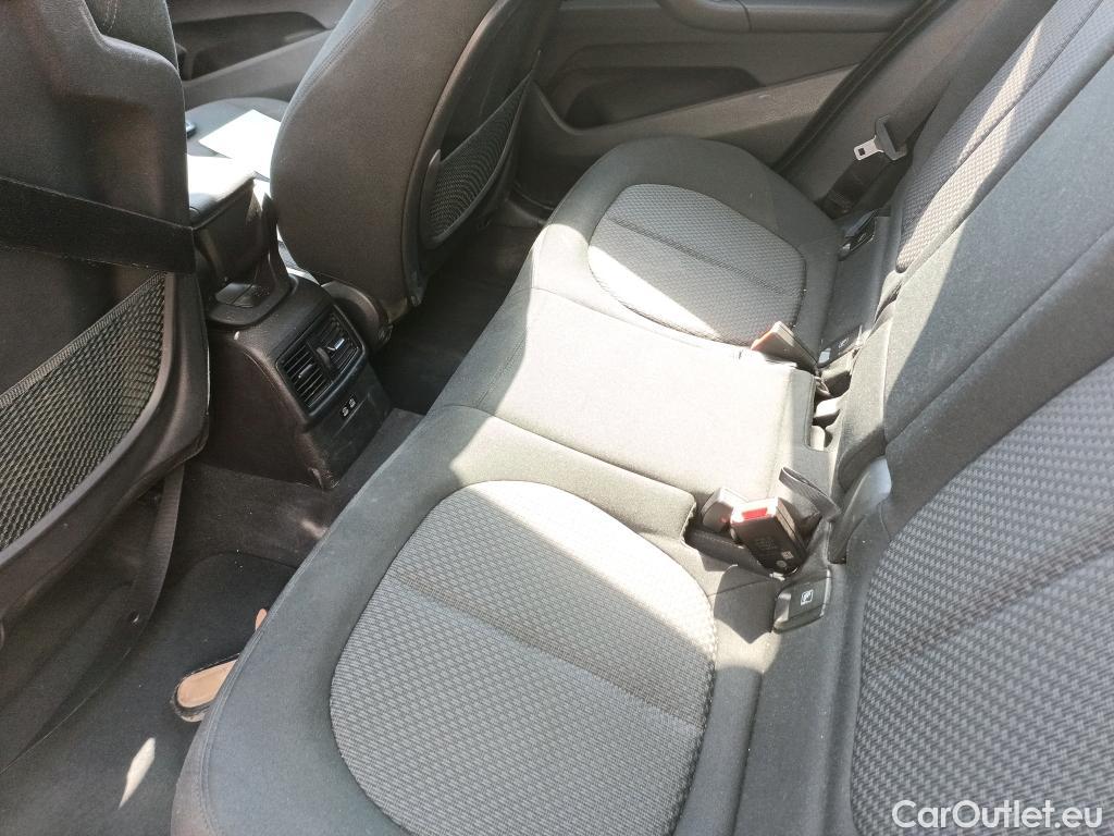  Bmw  X1 BMW  / 2019 / 5P / todoterreno sDrive16d Business #18