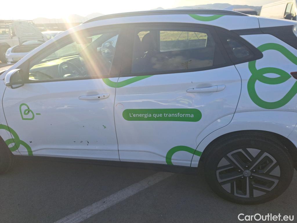 Hyundai  Konna HYUNDAI Kona / 2020 / 5P / todoterreno 100kW EV Maxx #1