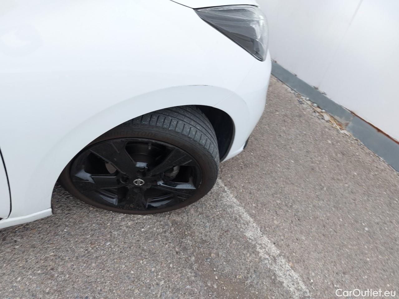  Nissan  Micra NISSAN  / 2017 / 5P / berlina con portón IG-T 68 kW (92 CV) E6D-F N-Sport #6