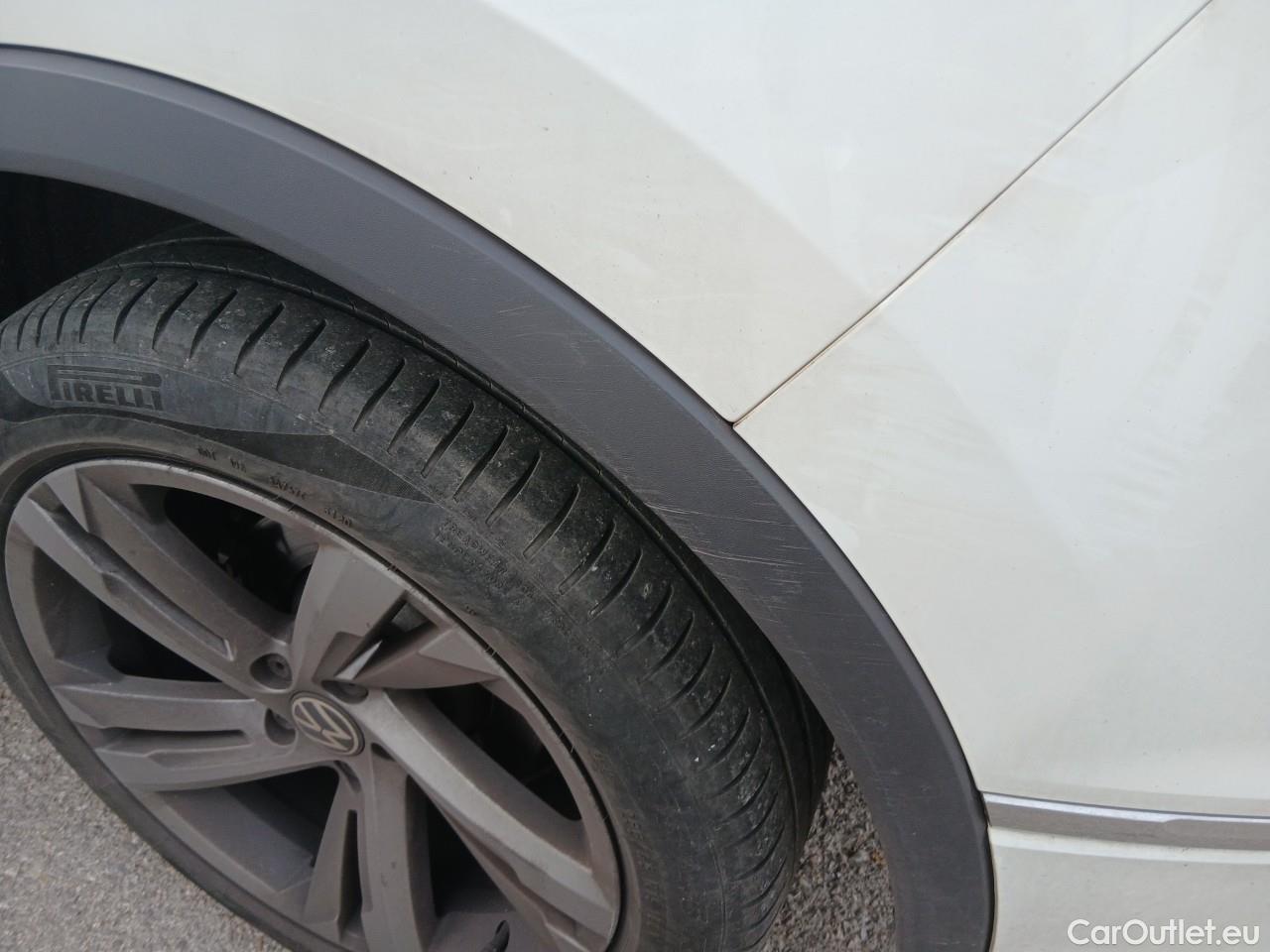  Volkswagen  Tiguan  R-Line 2.0 TDI 150CV AT7 E6d #27