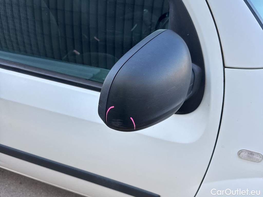  Renault  Kangoo  II Furgón Professional 1.5 dCi 75CV MT5 E5 #57