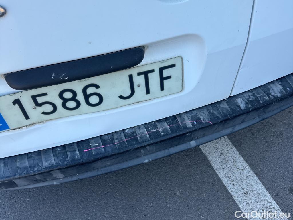  Renault  Kangoo  II Furgón Professional 1.5 dCi 75CV MT5 E5 #15