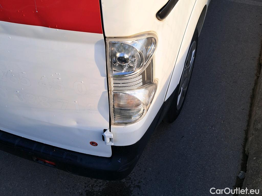  Nissan  NV200 NISSAN e- / 2009 / 4P / furgón Furgón 4p 40 kWh PROFESIONAL #9