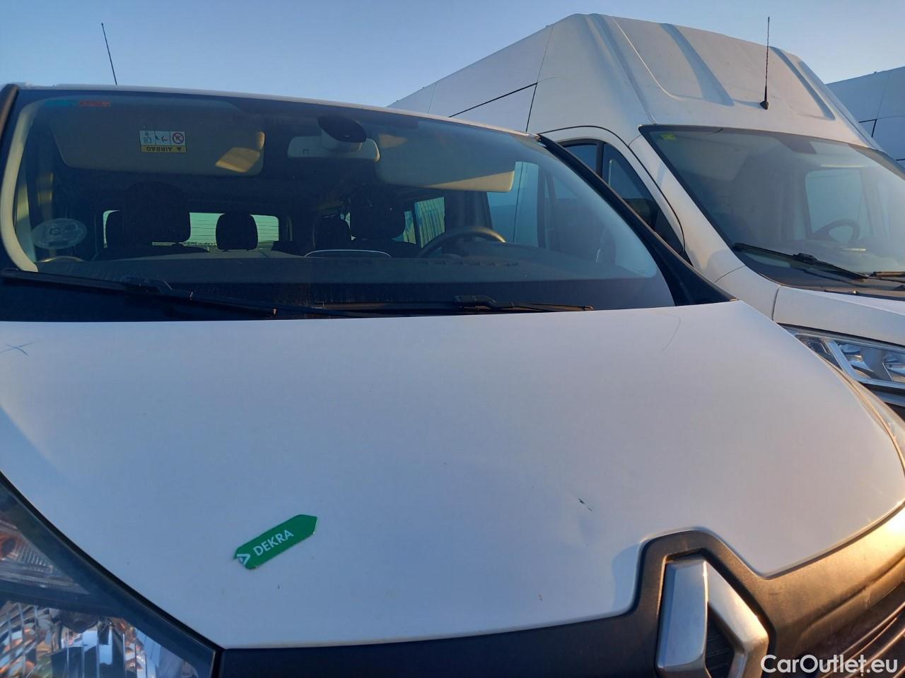  Renault  Trafic RENAULT  / 2014 / 5P / combi Passenger Largo En. dCi 92 kW(125 CV) E6 #3