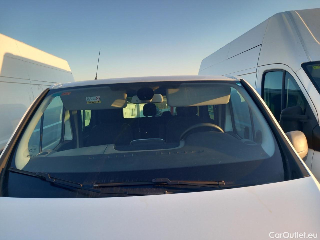  Renault  Trafic RENAULT  / 2014 / 5P / combi Passenger Largo En. dCi 92 kW(125 CV) E6 #1