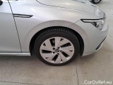  Volkswagen  Golf  VOLKSWAGEN / 2019 / 5P / BERLINA 2.0 TDI SCR STYLE DSG #55