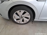  Volkswagen  Golf  VOLKSWAGEN / 2019 / 5P / BERLINA 2.0 TDI SCR STYLE DSG #62