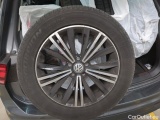  Volkswagen  Tiguan 2.0 TDI SCR DSG  50 #9