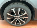  Mercedes  E-Klasse 300 de T 9G-TRONIC Avantgarde Automatic Diesel/Electric  94 #10