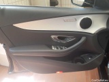  Mercedes  E-Klasse 300 de T 9G-TRONIC Avantgarde Automatic Diesel/Electric  94 #19