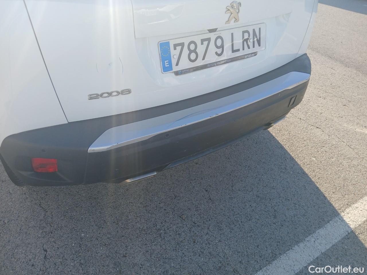  Peugeot  2008  Allure Pack 1.2 PureTech 130CV AT8 E6d #24