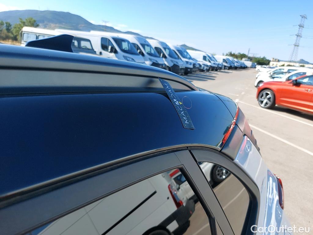  Land Rover  Discovery HYUNDAI Kona / 2020 / 5P / todoterreno 1.6 GDI HEV Tecno 2C DCT #23