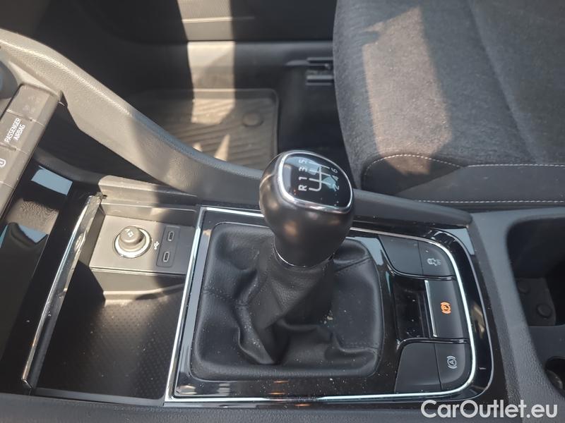  Skoda  Karoq  (NU)(2017->)  2.0 TDI 85 Style #9