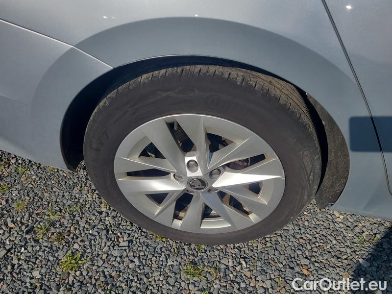 Skoda  Octavia  Combi (NX3)(2020) Oct.Combi 2.0TDI 85 Style #3