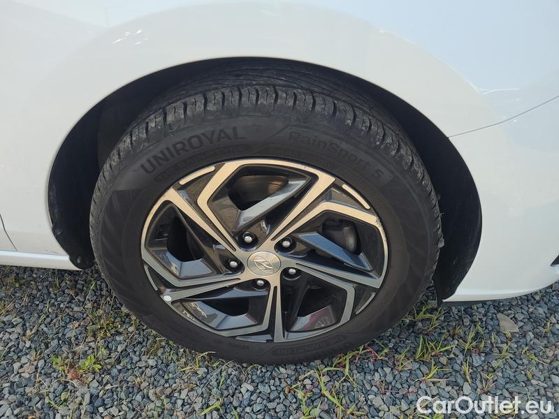  Hyundai  i30   cw (PD)(2017->)  kom.1.5T-GDI Smart 5d #2