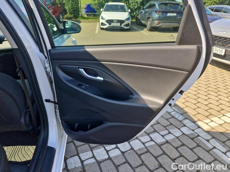  Hyundai  i30   cw (PD)(2017->)  kom.1.6CRDi 115 Smart #7