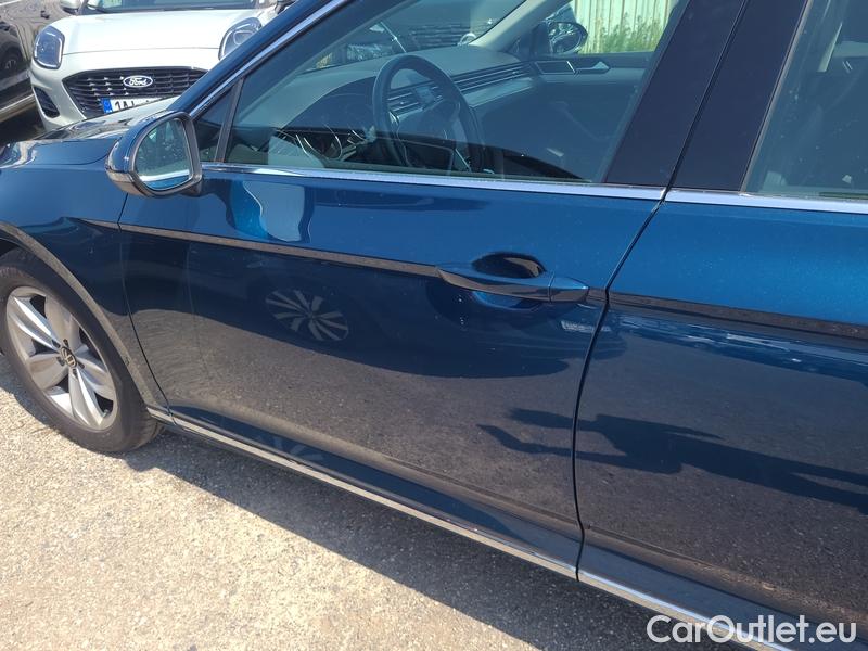  Volkswagen  Passat  Variant (CB5) (2019) Pas.Var.2.0TDI 110 Elegance AT #6