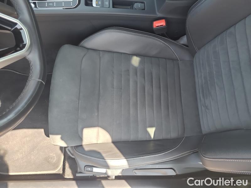  Volkswagen  Passat  Variant (CB5) (2019) Pas.Var.2.0TDI 110 Elegance AT #10