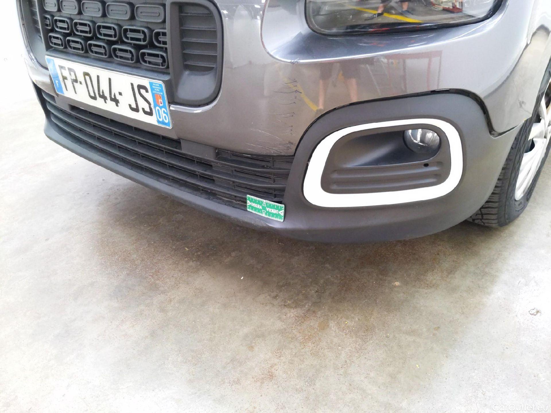  Citroen  Berlingo  Feel M 1.2 PureTech 130CV BVA8 7 Sieges E6d #16
