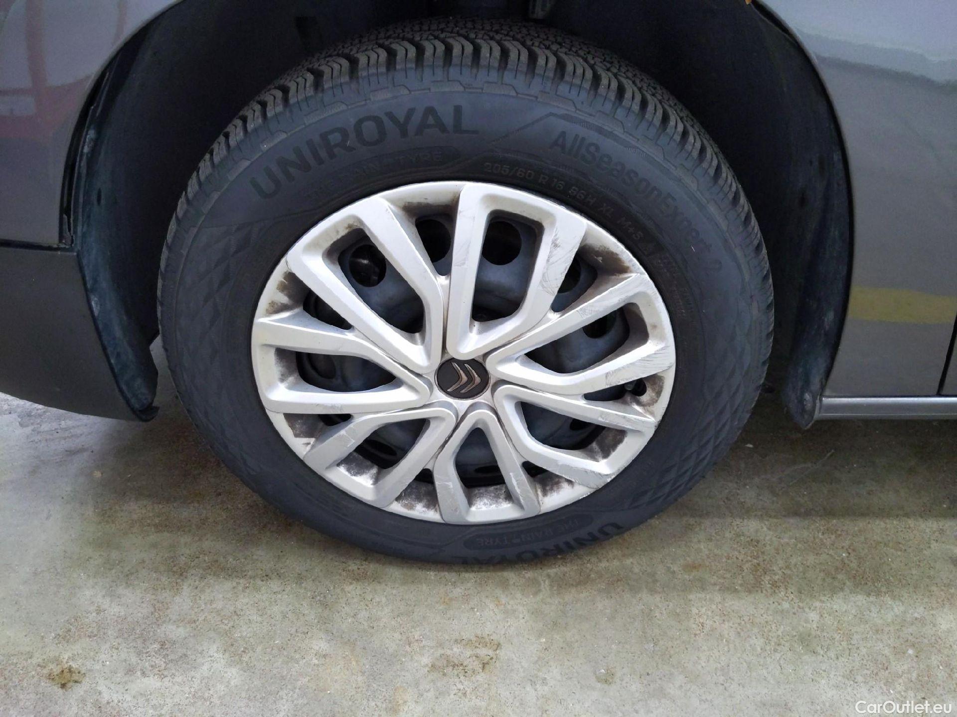  Citroen  Berlingo  Feel M 1.2 PureTech 130CV BVA8 7 Sieges E6d #22