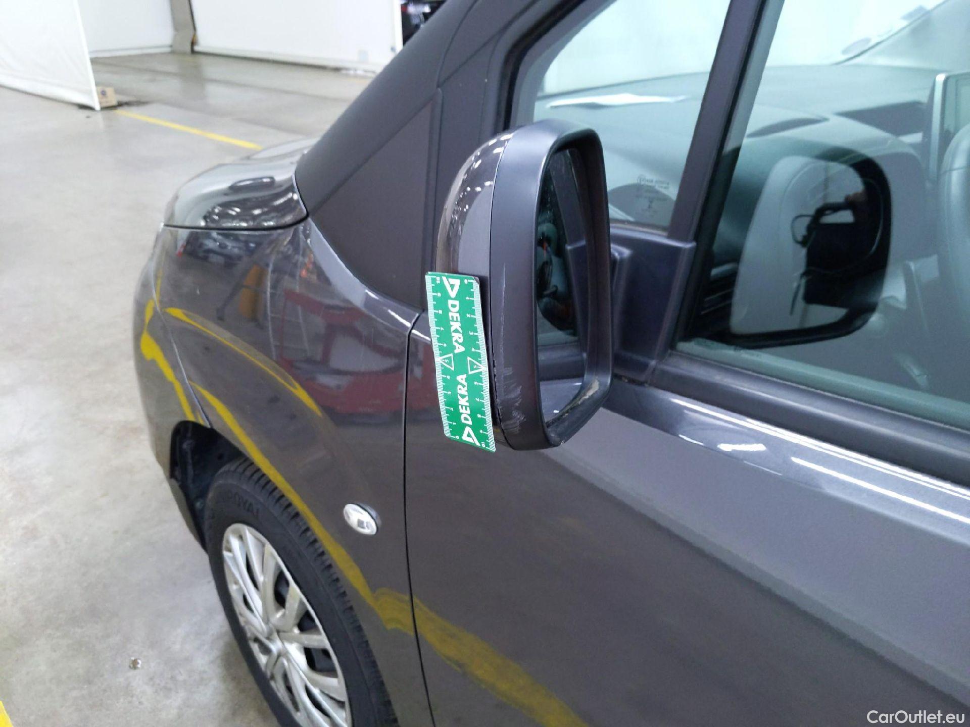  Citroen  Berlingo  Feel M 1.2 PureTech 130CV BVA8 7 Sieges E6d #26