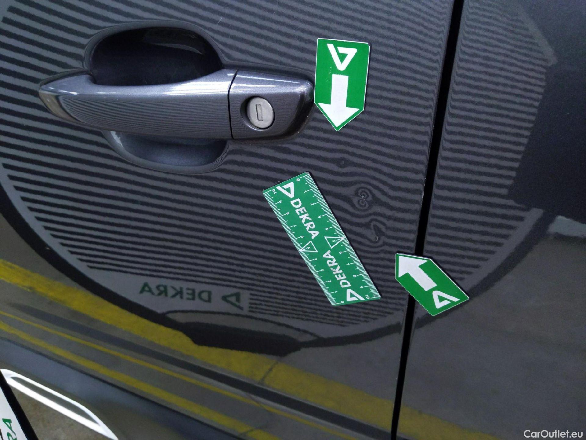  Citroen  Berlingo  Feel M 1.2 PureTech 130CV BVA8 7 Sieges E6d #31