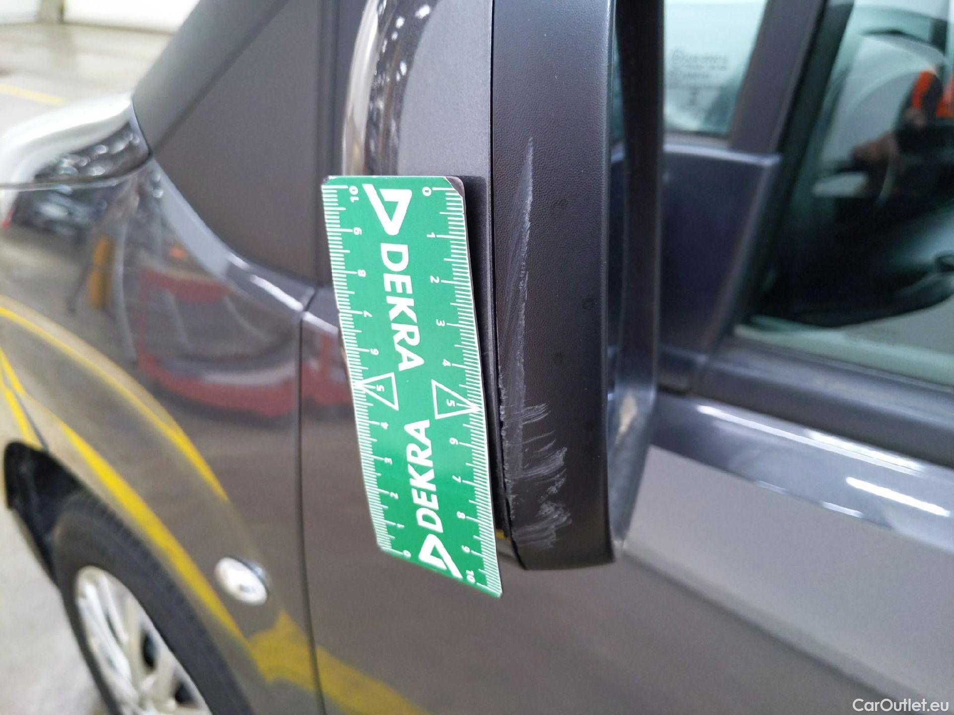  Citroen  Berlingo  Feel M 1.2 PureTech 130CV BVA8 7 Sieges E6d #25