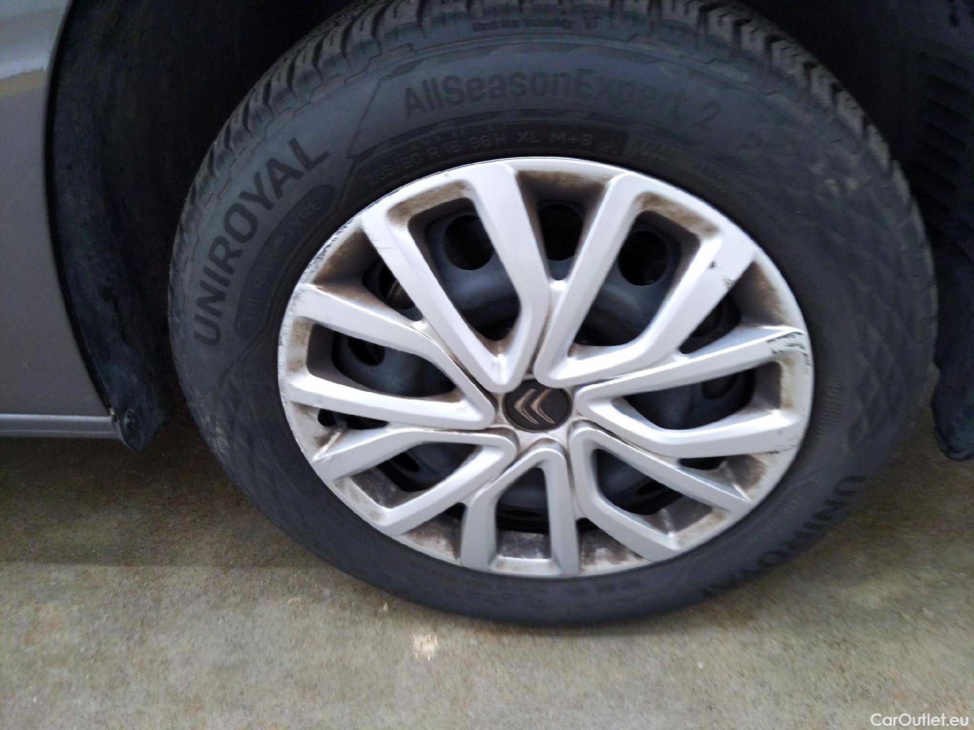  Citroen  Berlingo  Feel M 1.2 PureTech 130CV BVA8 7 Sieges E6d #48
