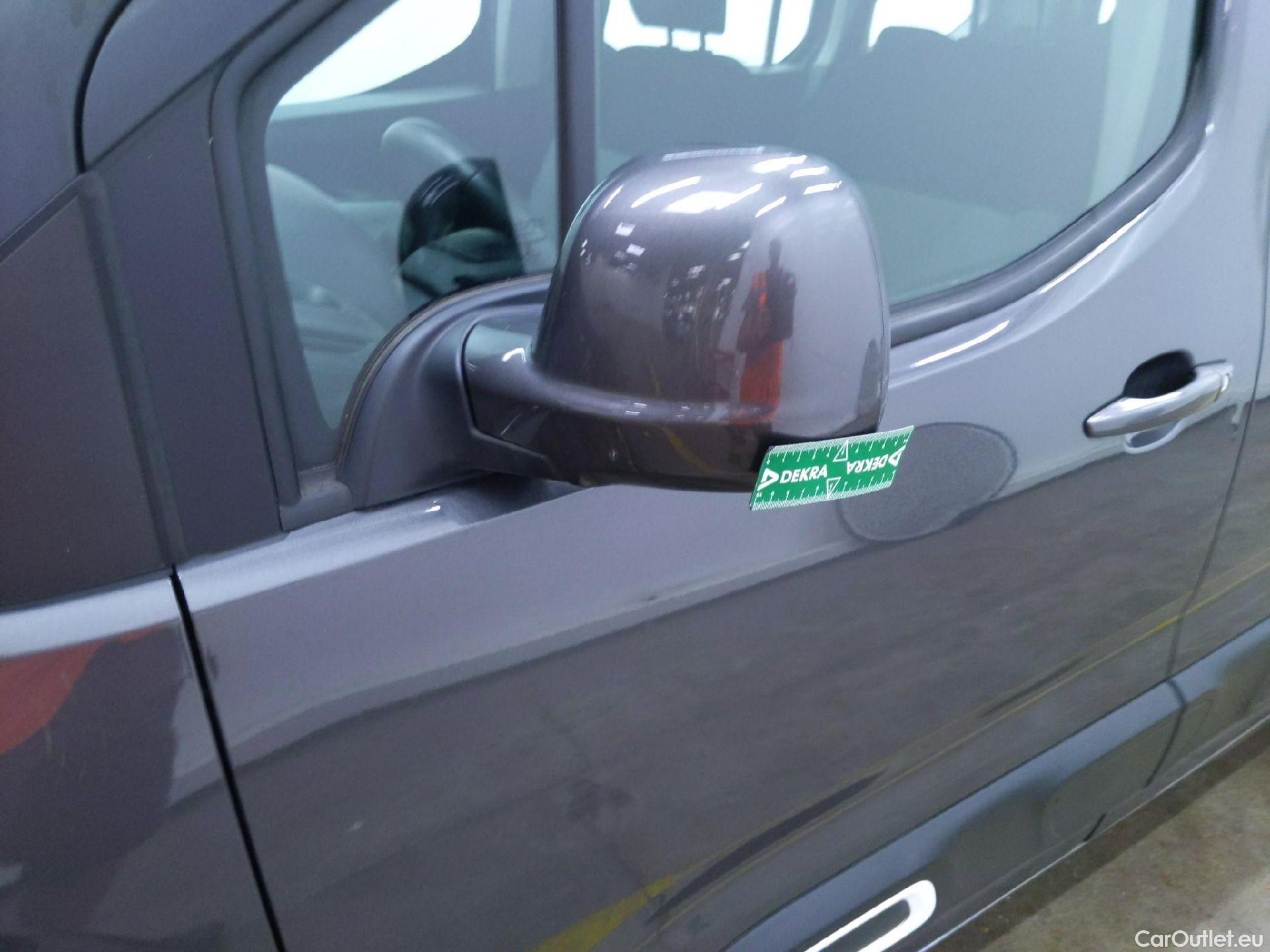  Citroen  Berlingo  Feel M 1.2 PureTech 130CV BVA8 7 Sieges E6d #23