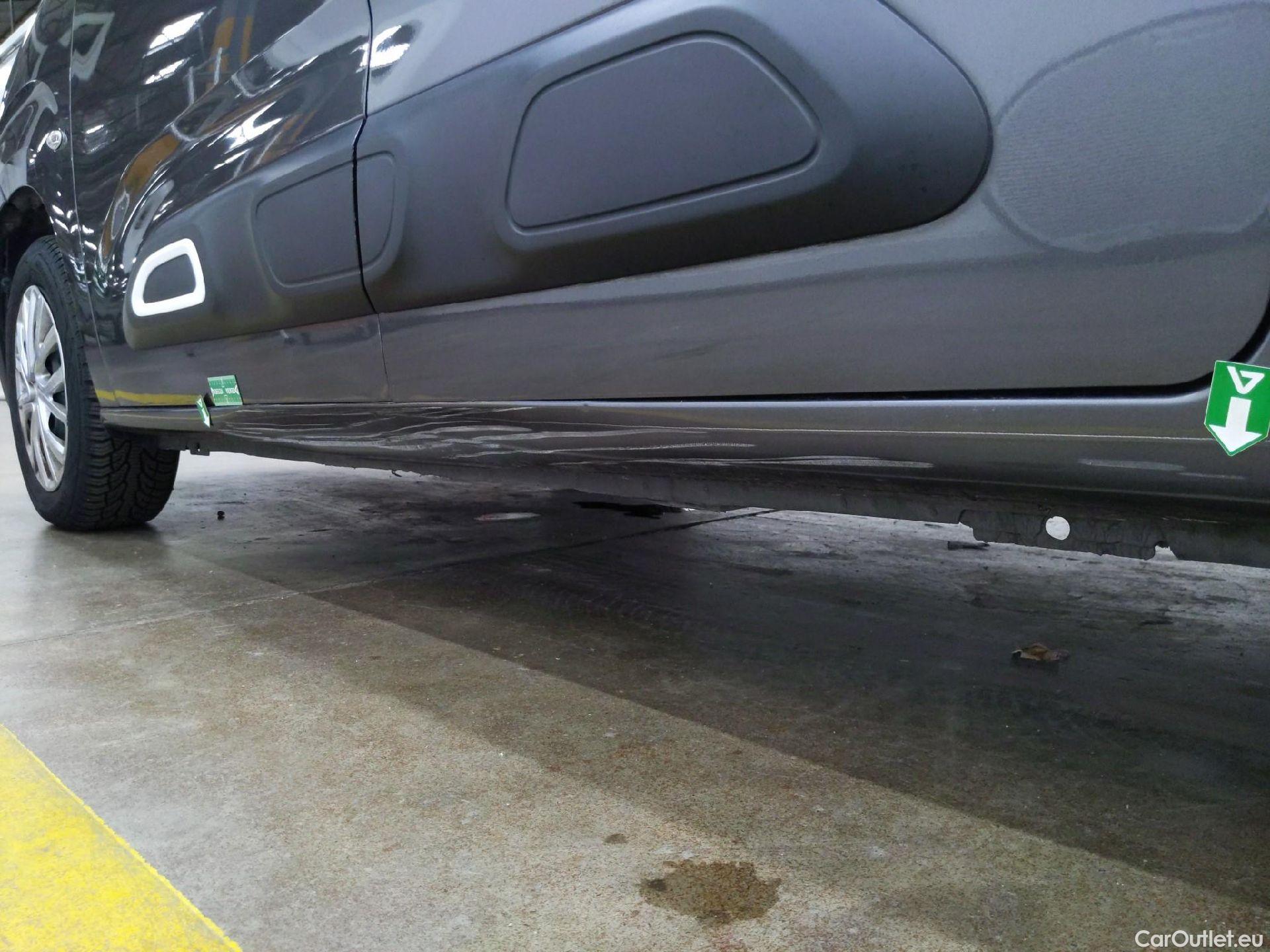  Citroen  Berlingo  Feel M 1.2 PureTech 130CV BVA8 7 Sieges E6d #32