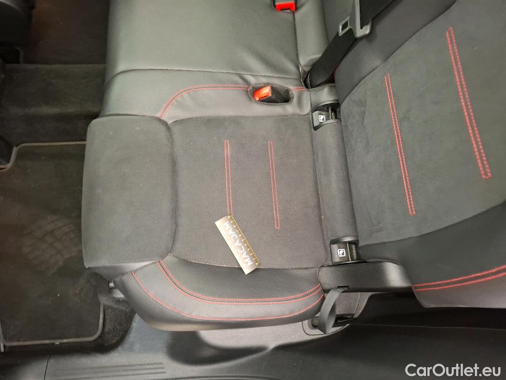  Mercedes  GLB MERCEDES-BENZ  / 2019 / 5P / SUV  200 d AMG Line #37