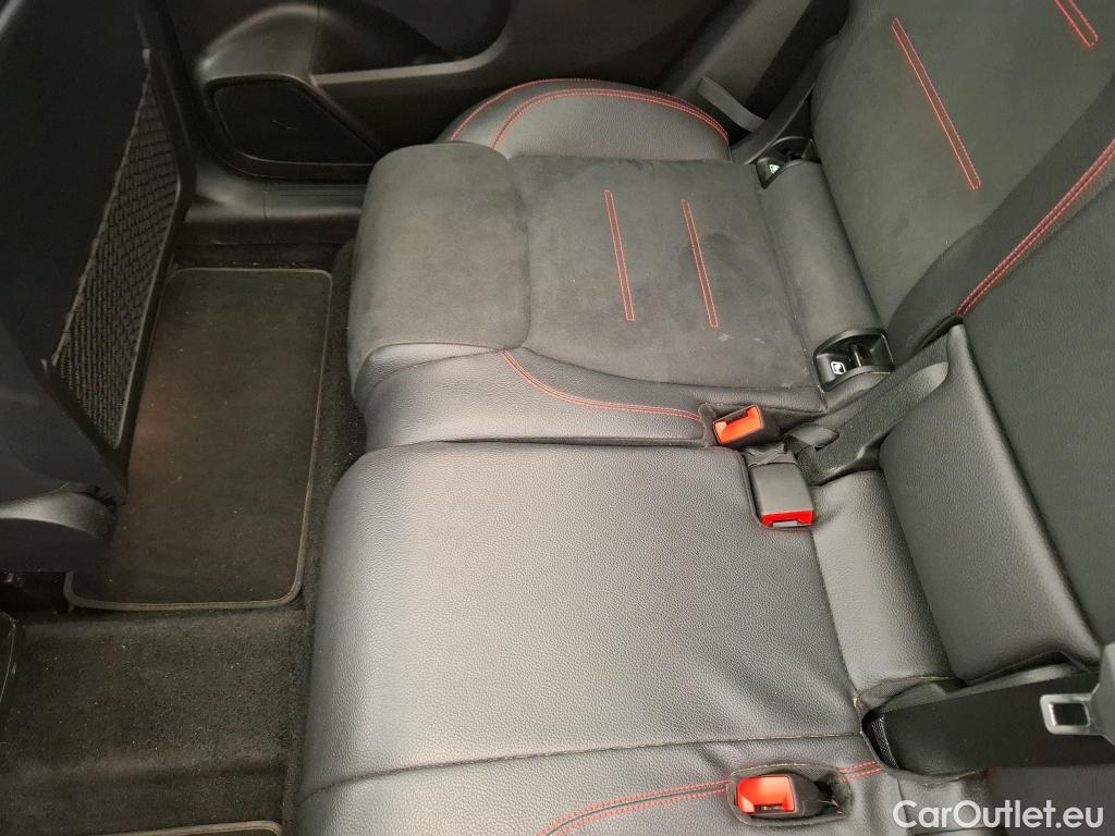  Mercedes  GLB MERCEDES-BENZ  / 2019 / 5P / SUV  200 d AMG Line #38