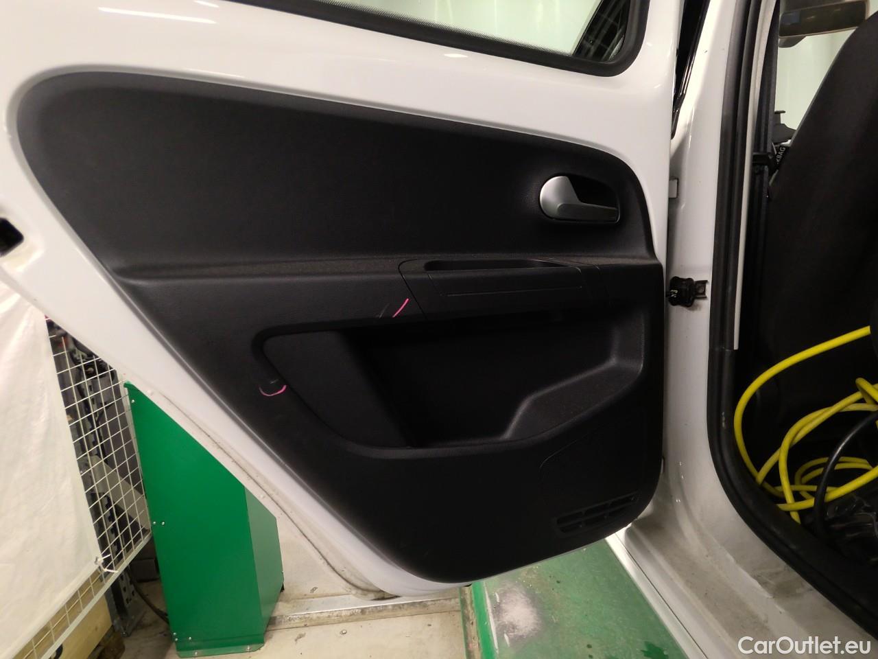  Volkswagen  Up e-! 5d #2