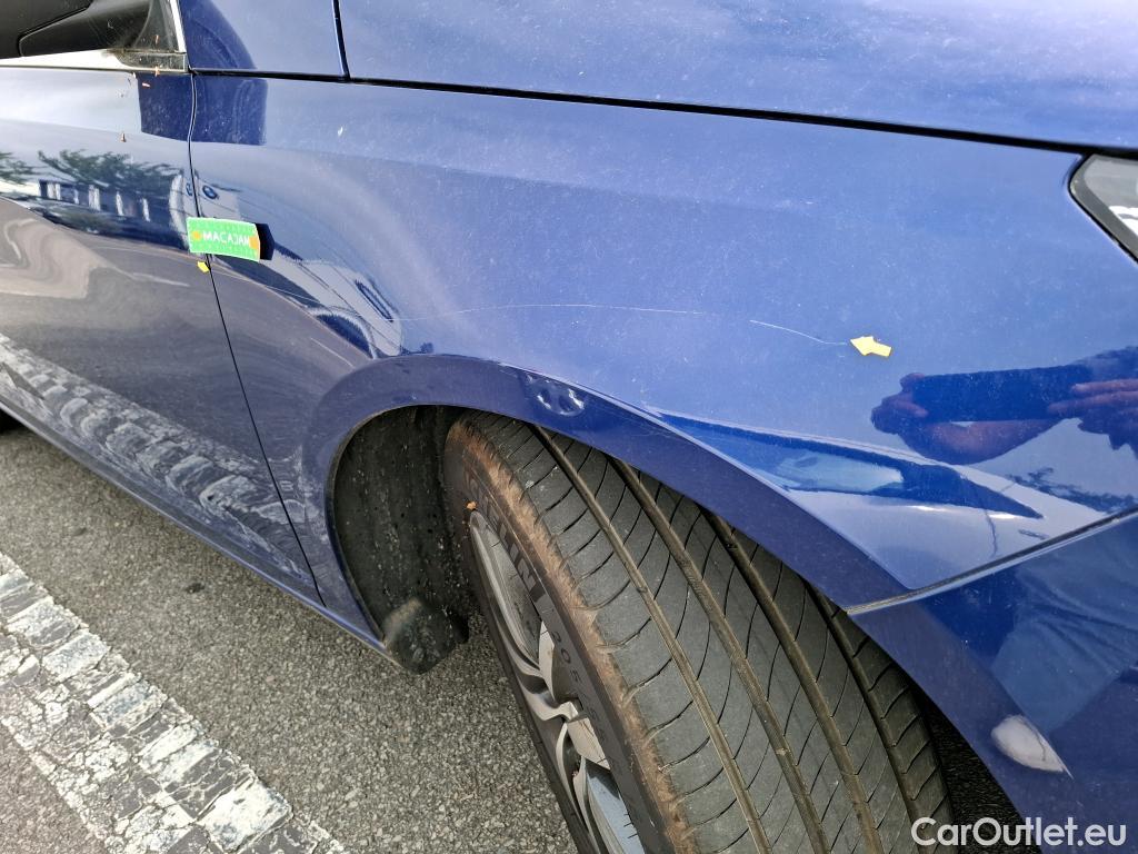  Peugeot  308  Allure Business 1.2 PureTech 130CV BVM6 E6d #28
