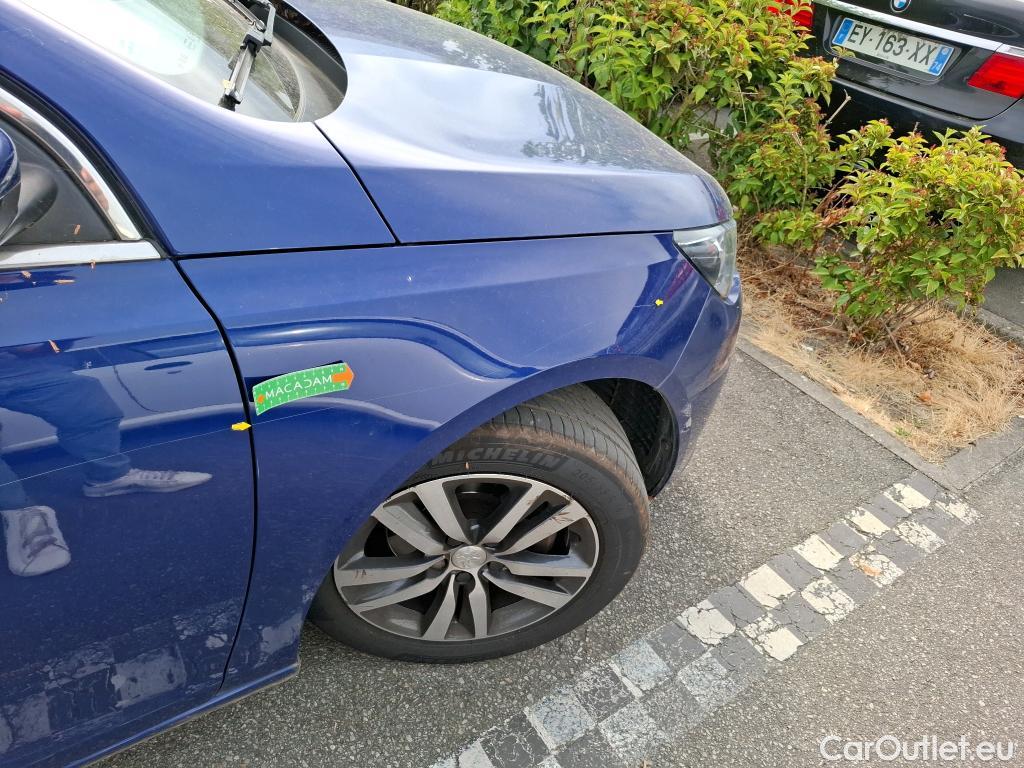  Peugeot  308  Allure Business 1.2 PureTech 130CV BVM6 E6d #26