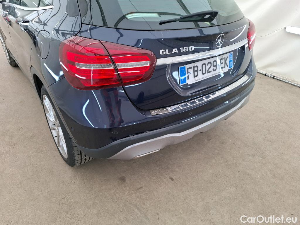  Mercedes  GLA MERCEDES-BENZ Classe  5p SUV  180 Business Executive Edition BVA7 #1